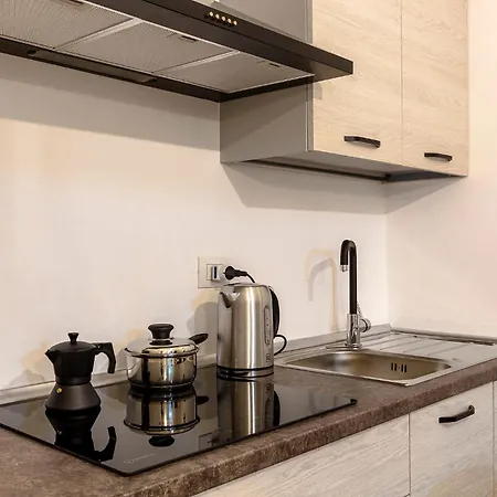 Apartamento Intero Centro , 2 Minuti Dalla Stazione !